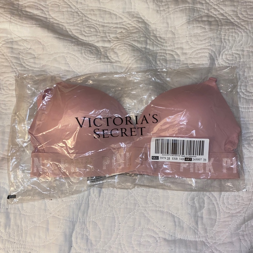 PINK WEAR EVERYWHERE BRA